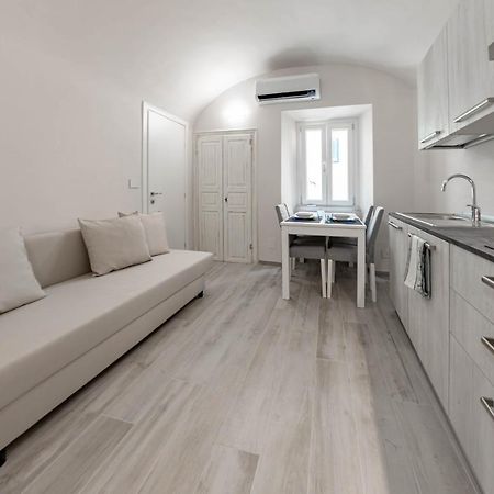 H11 Piccola Perla A Un Passo Dal Mare Daire Santo Stefano al Mare Dış mekan fotoğraf