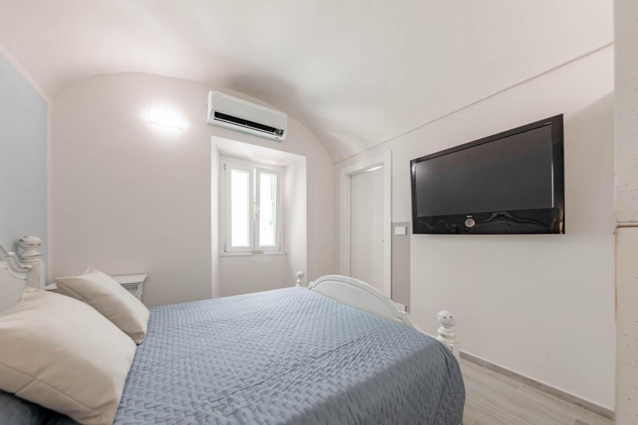 H11 Piccola Perla A Un Passo Dal Mare Daire Santo Stefano al Mare Dış mekan fotoğraf